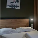 The Blue Wave Hotel Himarë