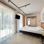 The Blue Wave Hotel 4*