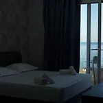 Hotel The Blue Wave