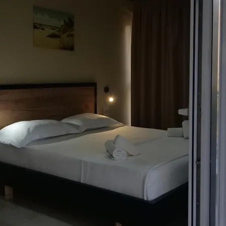 The Blue Wave Hotel Himarë