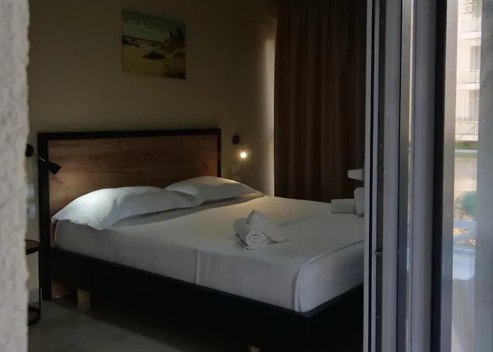 The Blue Wave Hotel Himare