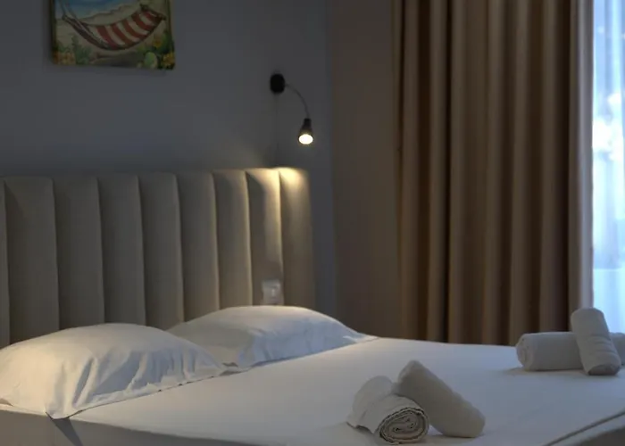 The Blue Wave 4* Himare